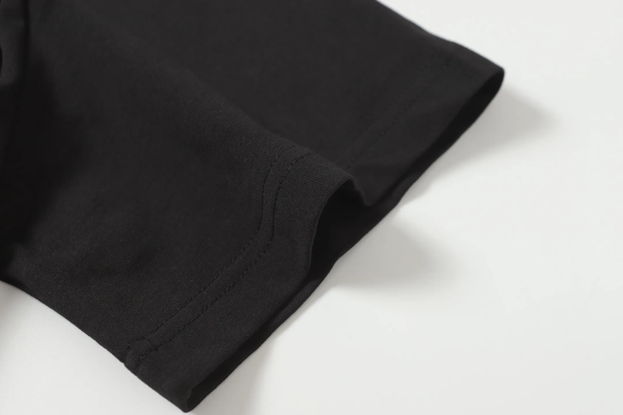 #active Black ｜ THAT'S A AWFUL LOT OF COUGH SYRUP In Stock Real shot American simple trendy brand loose casual T-shirt Fabric (fabric): 32 counts Weight combed double yarn pure cotton Sizes (size): S-M L X L Color (colour): Active Black 👉